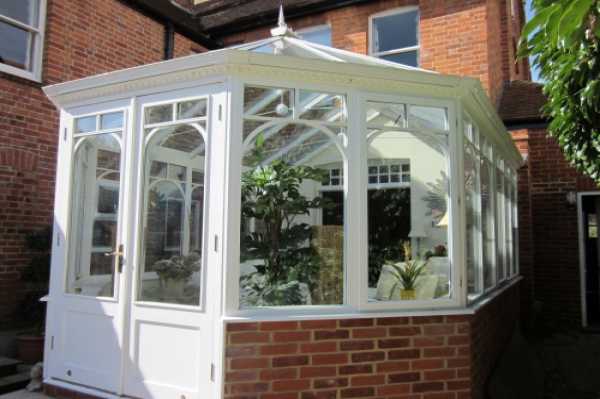 Victorian Style Conservatory in Caversham Heights - This conservatory was built to create additional space for a family in Caversham Heights.